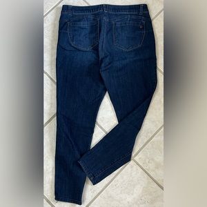 Democracy blue jeans